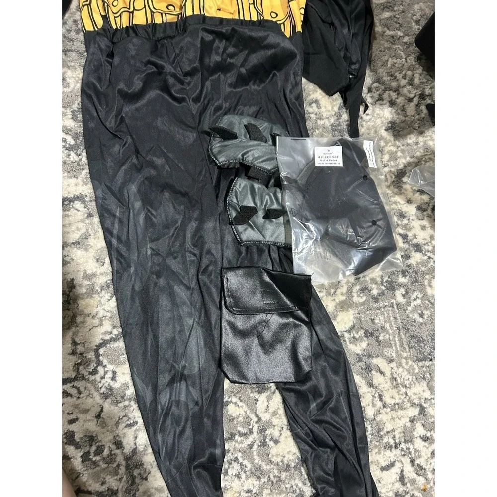 Batman DC Boy Child Wheelchair‎ Friendly Costume SZ M (8) New In Package - Picture 3 of 4